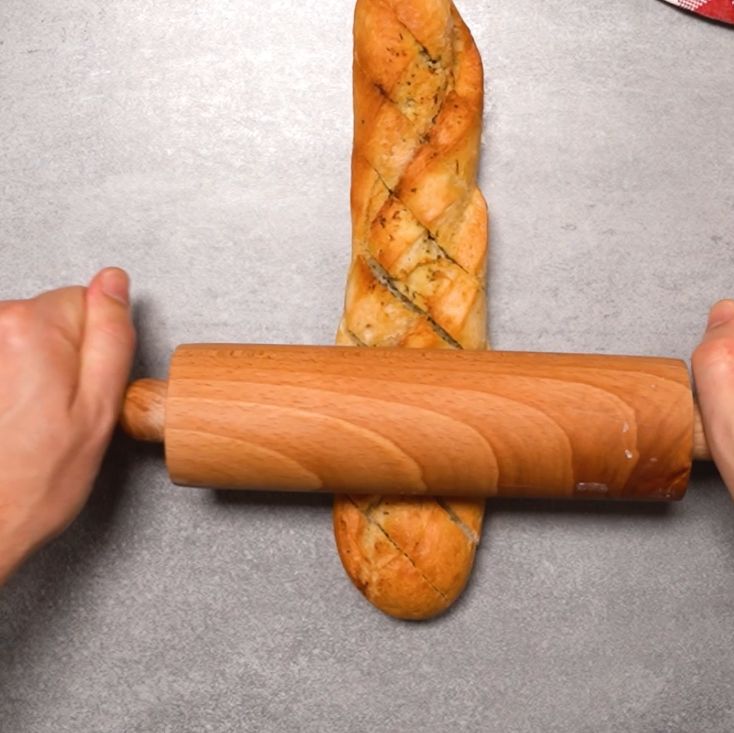 Garlic baguette