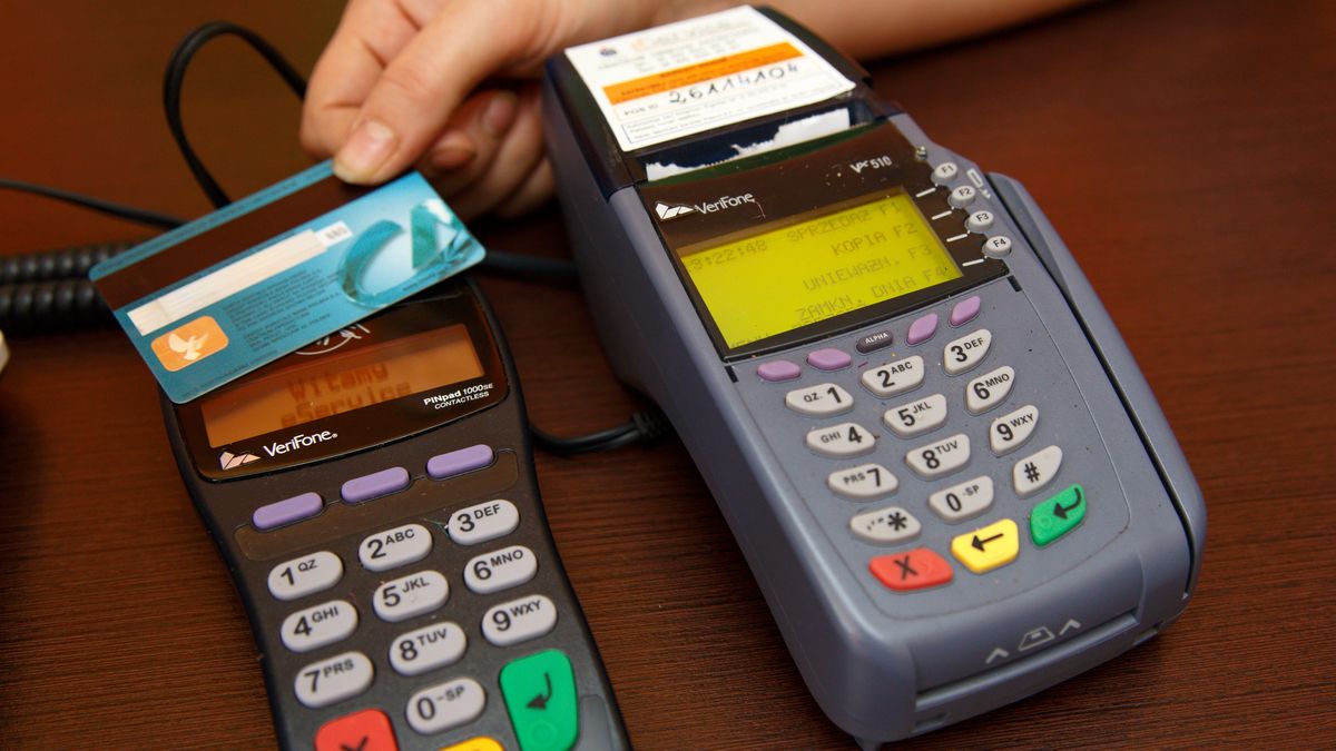 Na koniec grudnia 2019 r. na polskim rynku znajdowało się w obiegu 42,9 mln kart płatniczych.