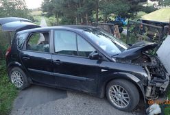 Wypadek w Łukowie Śląskim. Pijana kobieta wiozła czwórkę dzieci