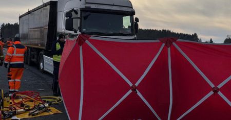 Autostrada zablokowana w obu kierunkach. Śmiertelny wypadek