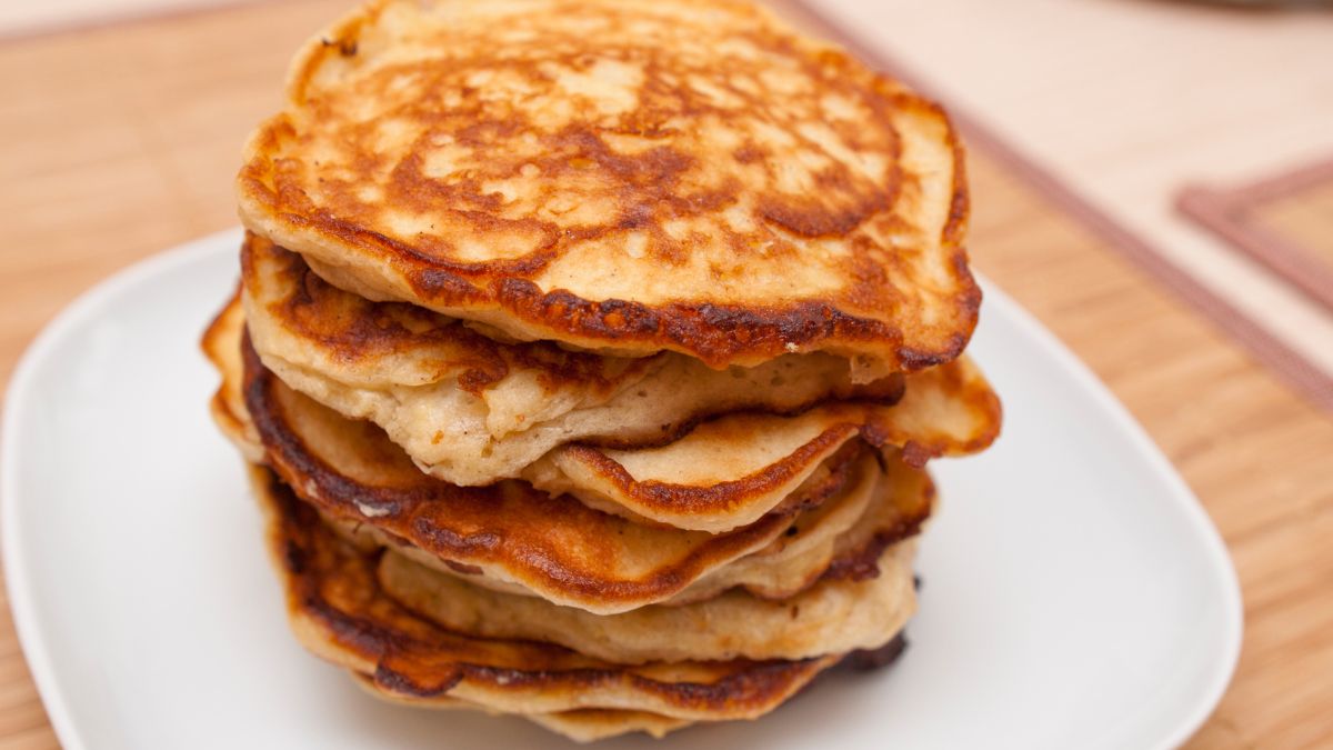 W pół godziny na talerzu lądują puszyste i mięciutkie racuchy. Nie ma w nich ani jednego jabłka