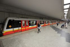 Warszawa. Wypadek w metrze. Zamknięte stacje