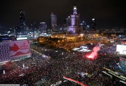 Największa manifestacja Strajku Kobiet. To już rok od "Marszu na Warszawę"