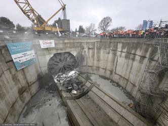 Tarcza Katarzyna stanęła. "Przeszkoda w gruncie"