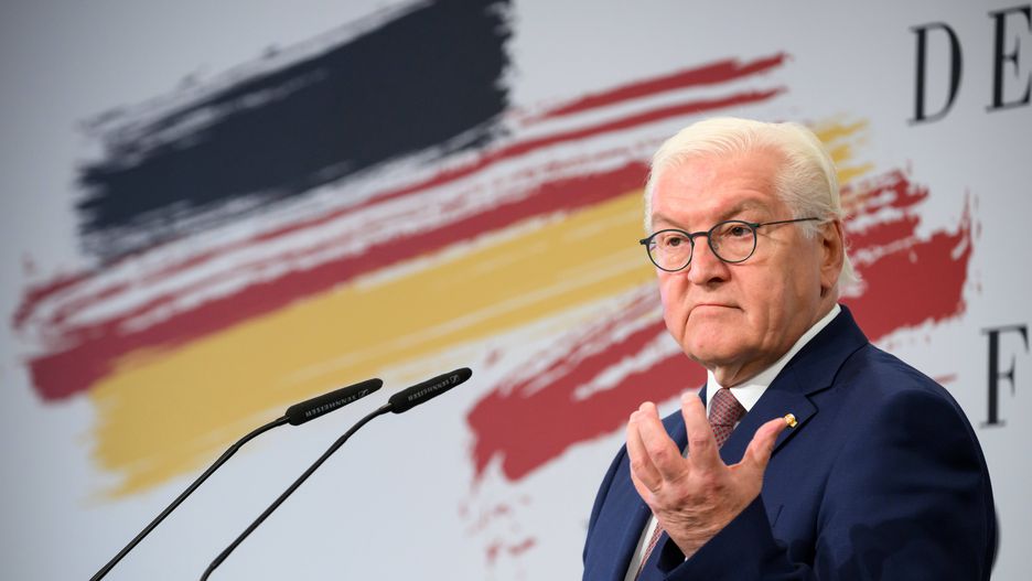 Spanish royal couple in Berlin
18 October 2022, Berlin: German President Frank-Walter Steinmeier speaks at the German-Spanish Forum at the Bertelsmann Representative Office. The Spanish royal couple is in Germany for a three-day state visit. Photo: Bernd von Jutrczenka/dpa 
Dostawca: PAP/DPA.
Bernd von Jutrczenka
