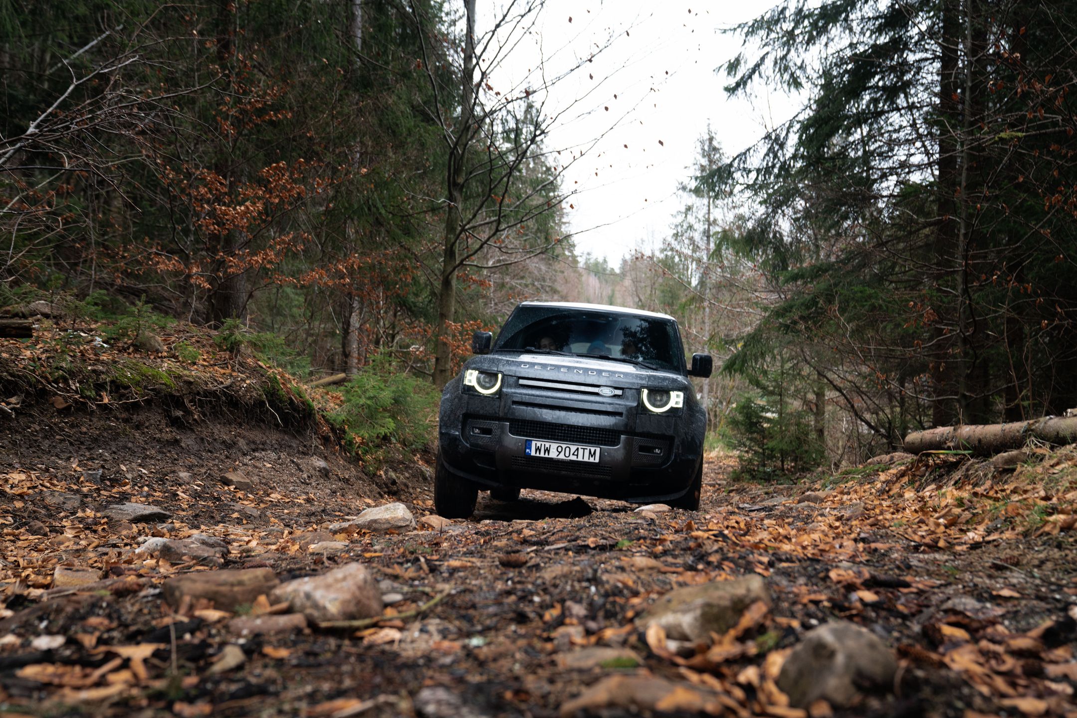 Land Rover Defender 130 Outbound