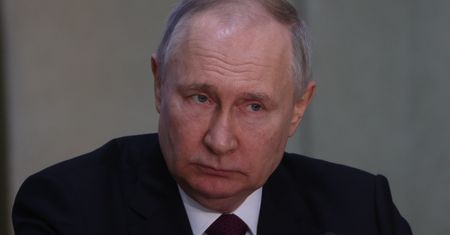 Putin w Mariupolu? "Przyleciał prosto z Krymu"