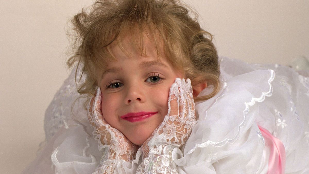 JonBenét Ramsey została uduszona we własnym domu. Miała zaledwie 6 lat 