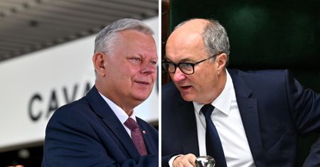 Suski wytyka Czarzastemu relacje z Witek. "Pan biegał do niej z kwiatami"