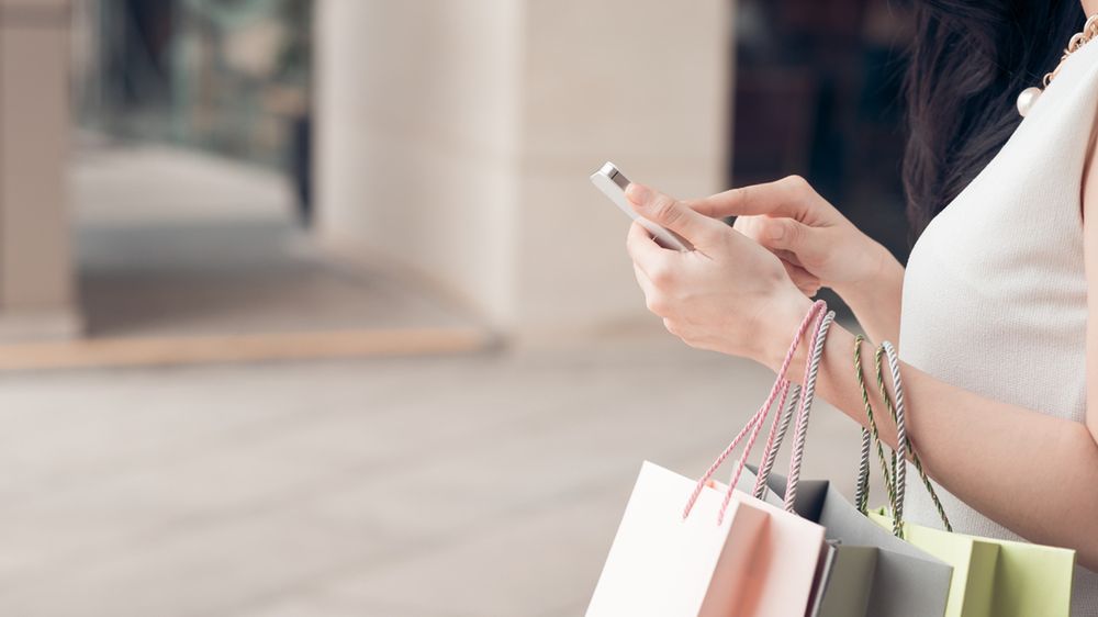 Robisz zakupy z poziomu smartfona? Jeśli tak, możesz zgarnąć LG G2 mini w sporej przecenie 1