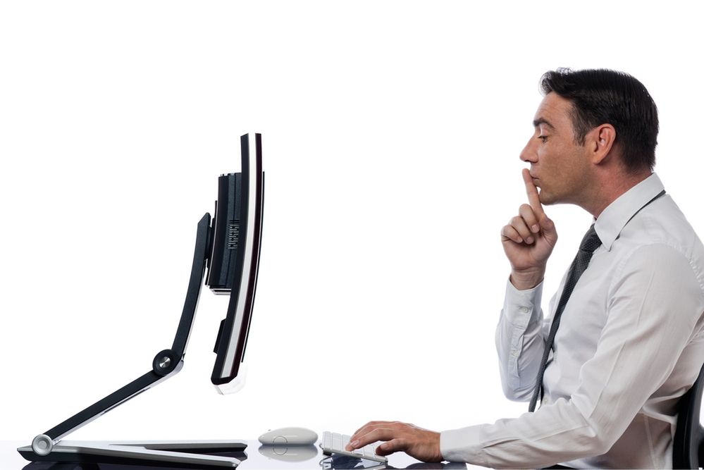 Zdjęcie relationship between a caucasian man and a computer display monitor pochodzi z serwisu Shutterstock