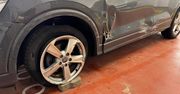 Potrącił 21-latkę i uciekł. Kierowca Audi był nietrzeźwy