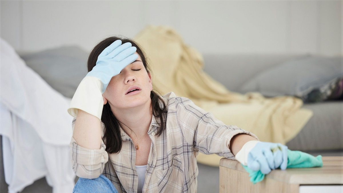 Według badaczy sprzątanie mieszkania może nam szkodzić.