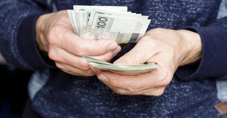 Wypłacają wstecz 600 zł dodatku. Ostatni moment na tańszy prąd