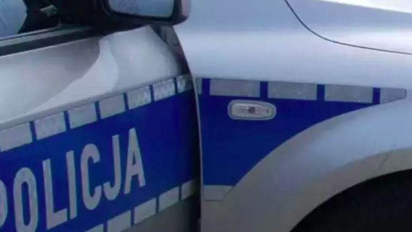 Warszawa. Policja unieszkodliwiła na Woli pijanego nożownika. Groził kobiecie