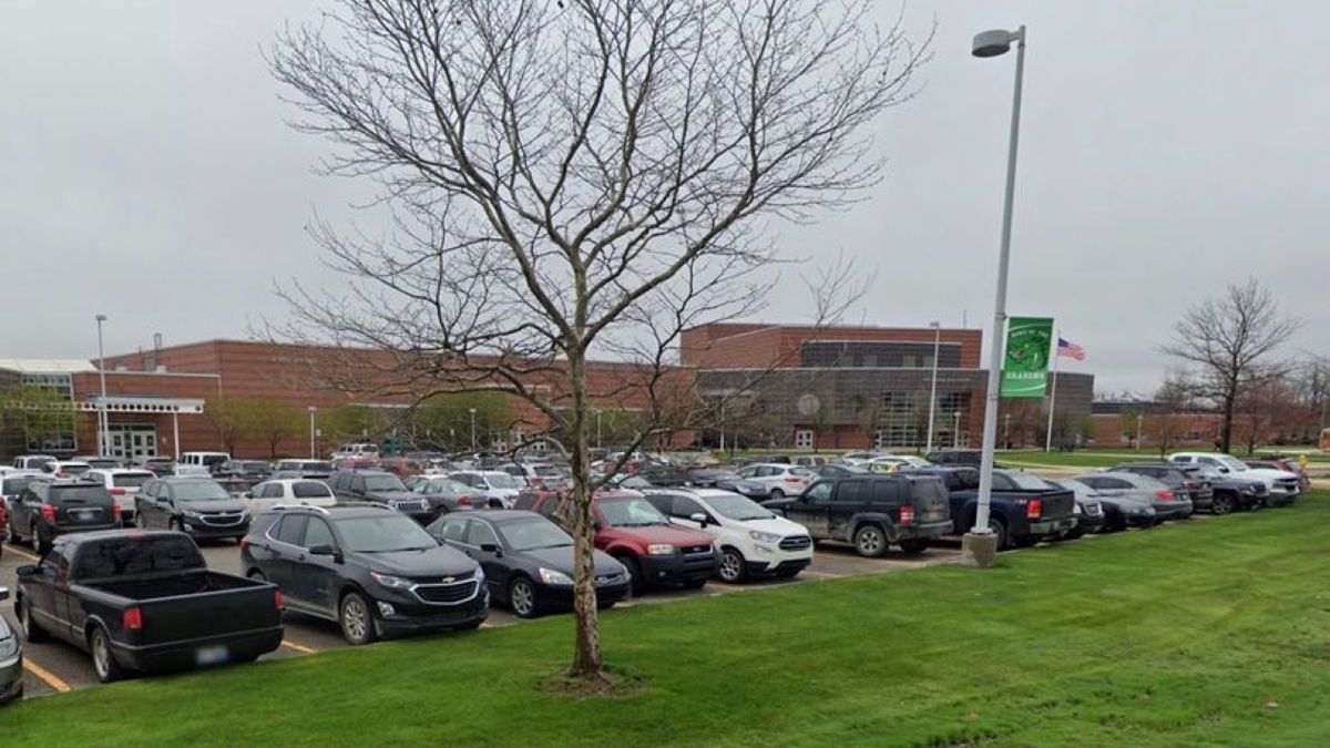Do wykorzystywania nastolatka dochodziło w Liceum w Lake Orion w stanie Michigan