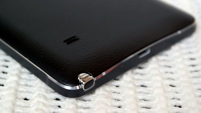 Samsung Galaxy Note 4 - wygląd, wykonanie i ergonomia 10