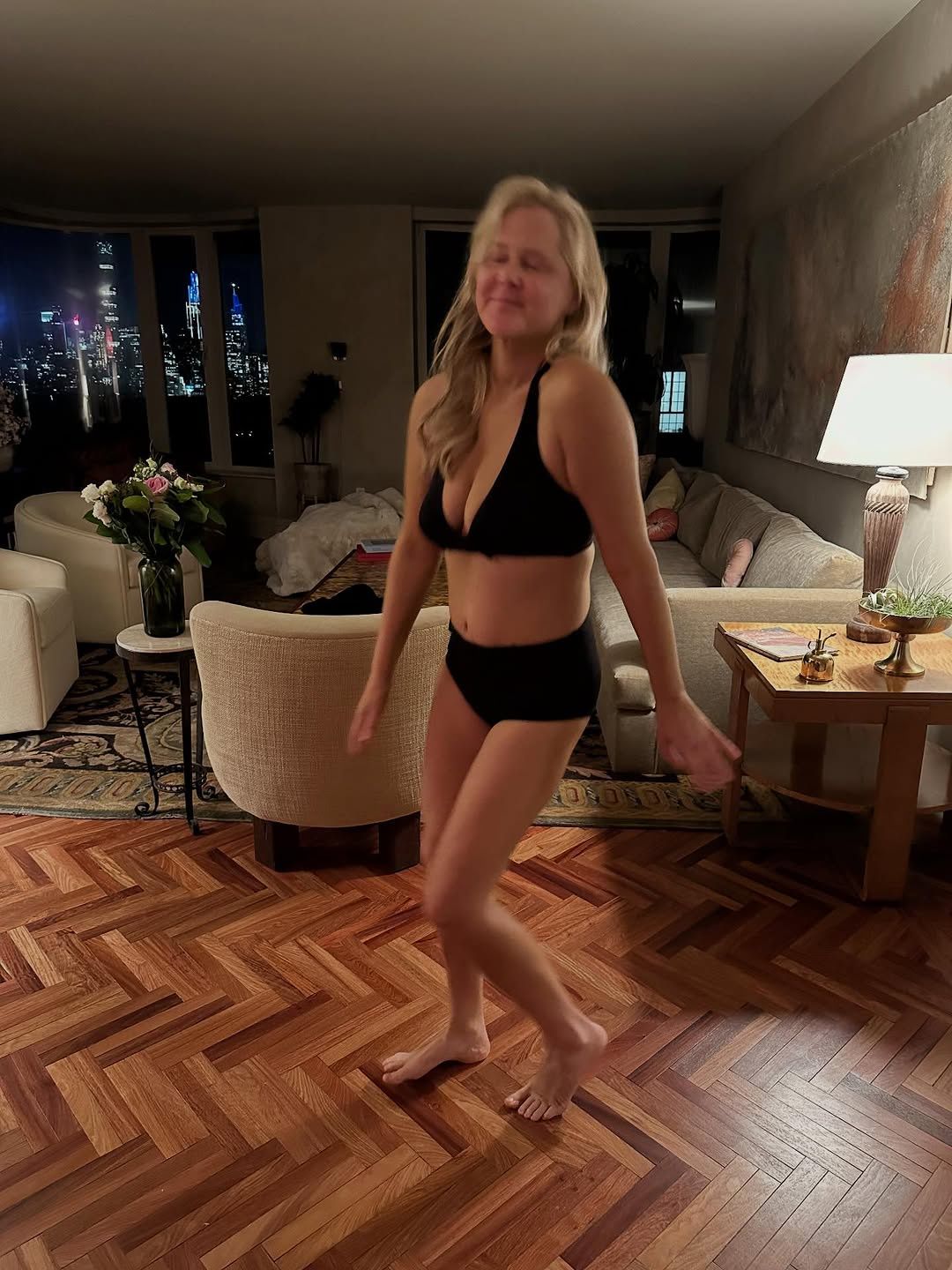 Amy Schumer prezentuje efekty odchudzania