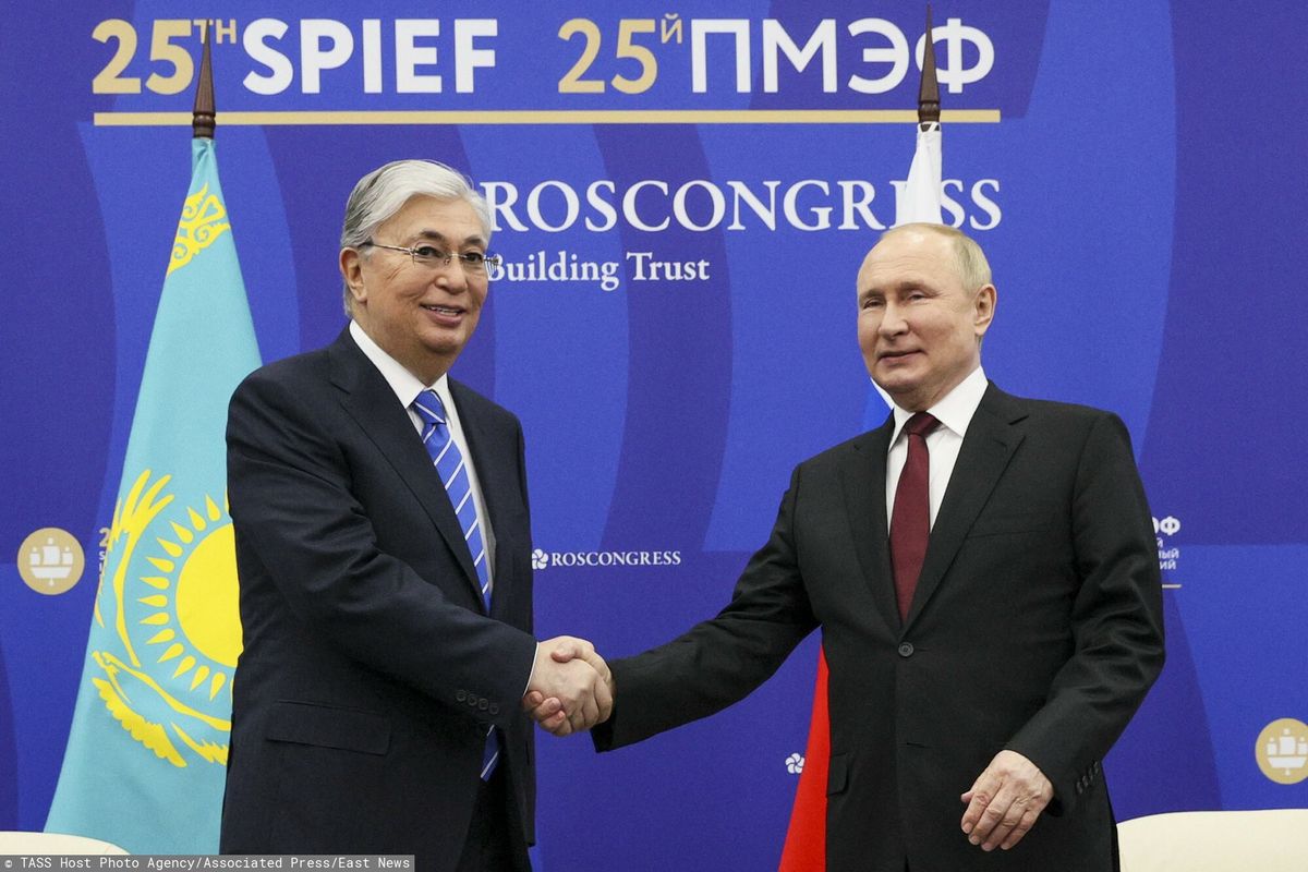 Kazachstan chce walczyć z krytyką. MSZ prowadzi kuriozalną listę