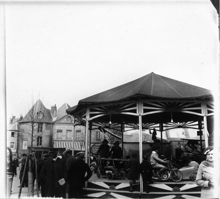 Zobacz rok 1930 w trójwymiarze 9