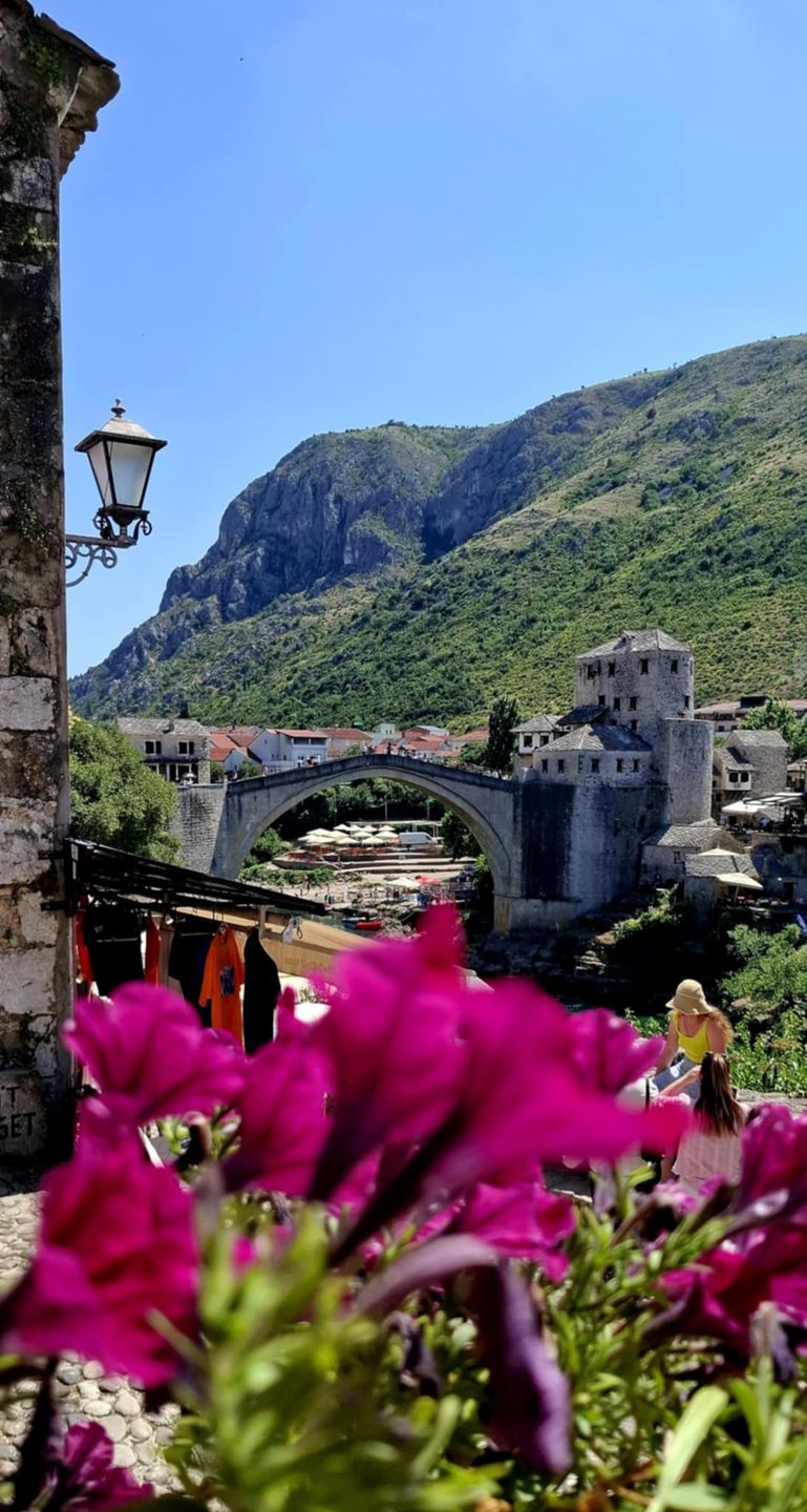 Obiad z widokiem na Stari Most