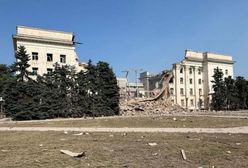 Rosjanie uderzyli w Chersoniu. Zniszczony budynek lokalnych władz