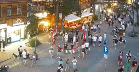 Ujęcie z Krupówek. Była godz. 20:45. Sami zobaczcie