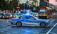 Problemy komunikacyjne w Warszawie. Wykoleił się tramwaj