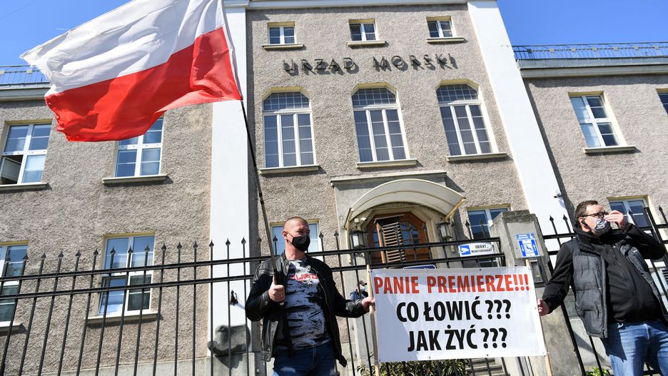 Odmrażanie gospodarki nie uratuje PKB. Polscy przedsiębiorcy, m.in. armatorzy, już tracą pracę (zdjęcie ilustracyjne)