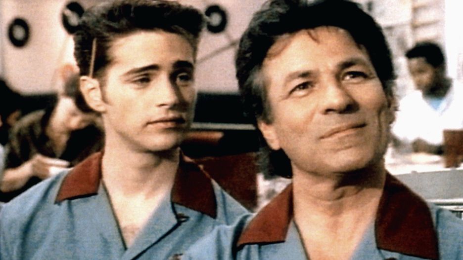 Jason Priestley, Joe E. Tata