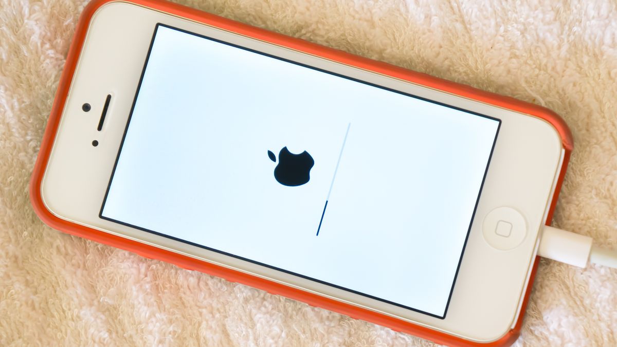 Apple udostępniło dużą aktualizację iOS-a. (depositphotos)