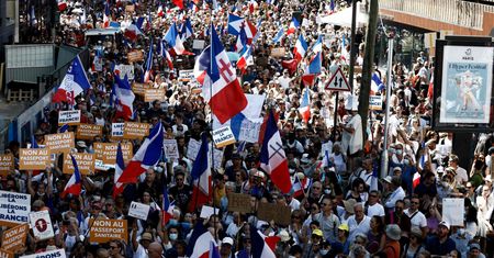 Francja i Włochy pogrążone w protestach. Tłumy wyszły na ulice