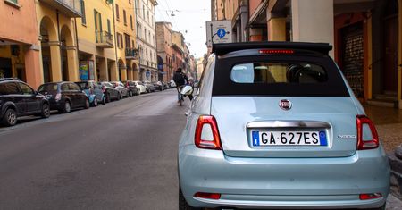 Jeździłem Fiatem 500 Hybrid. Żeby poczuć różnicę, musiałbym zmienić nawyki