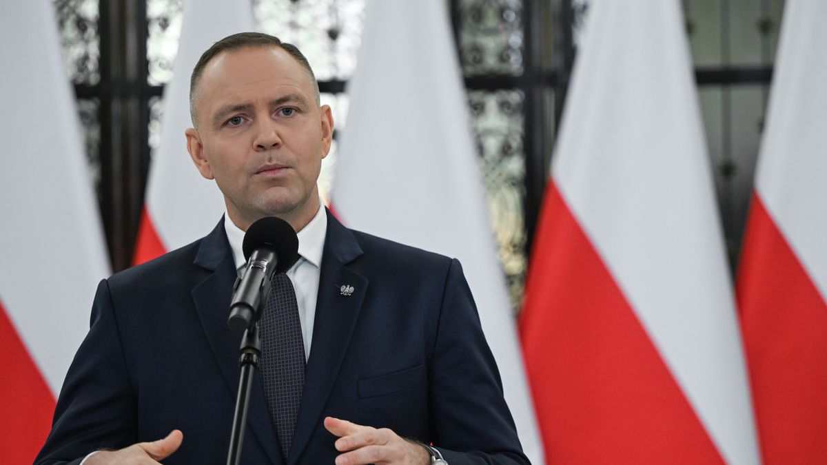 WARSAW, POLAND - FEBRUARY 26: Polish President Karol Nawrocki delivers a statement to the media at the Sejm (the lower house of the Polish Parliament) on February 26, 2026, in Warsaw, Poland. Following an address by Minister of Foreign Affairs Radoslaw Sikorski on the nation's 2026 diplomatic goals, President Nawrocki expressed support for Poland's strategic security alignment while simultaneously voicing concerns over escalating tensions between the European Union and the United States. (Photo by Artur Widak/NurPhoto via Getty Images)