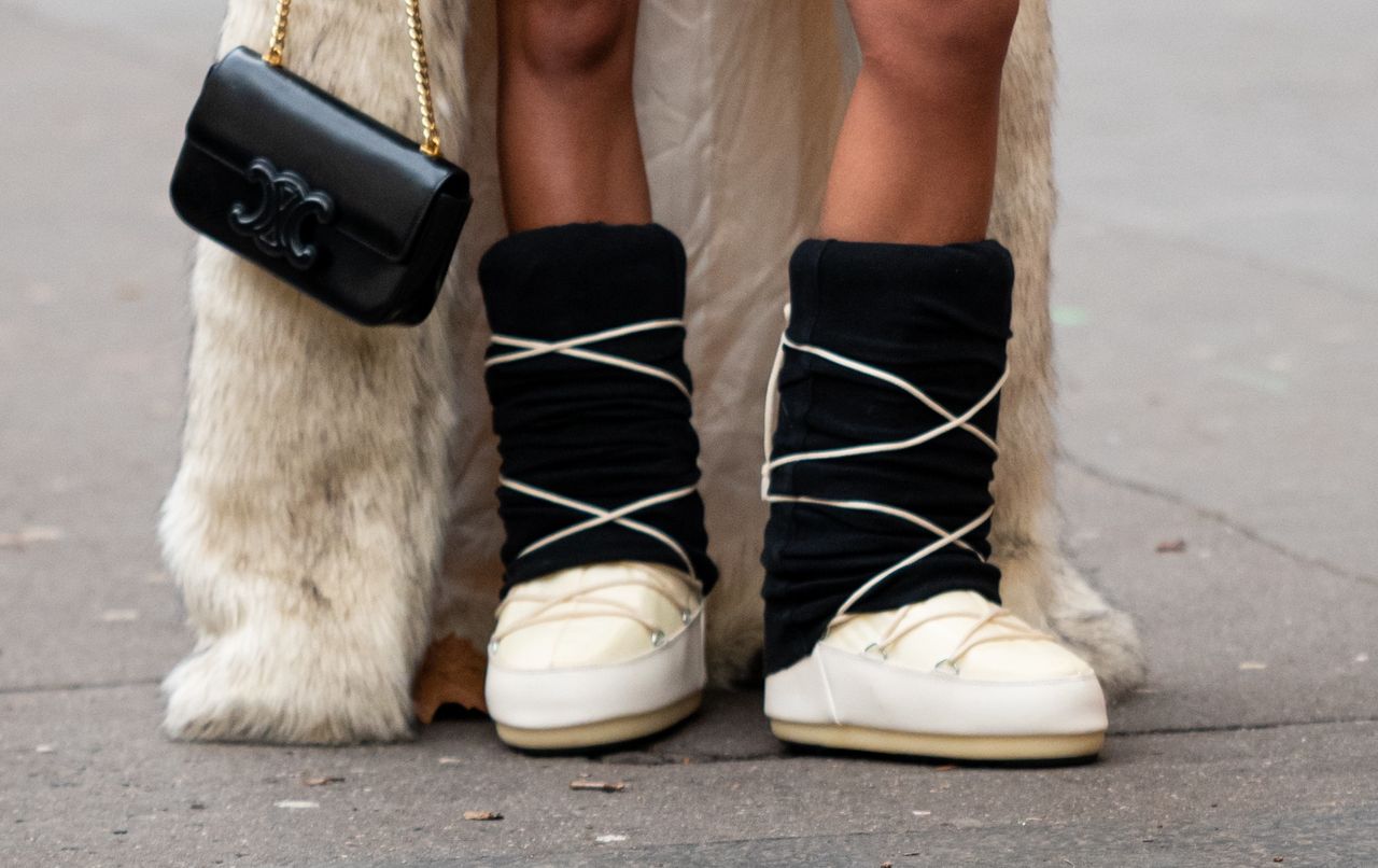 Buty zimowe w stylu Jennifer Lopez i Emily Ratajkowski. W CCC kupisz za połowę ceny