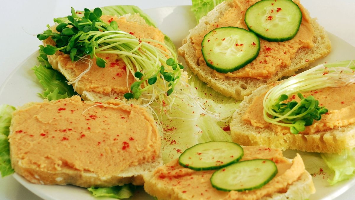 Z mięsa z rosołu robię pyszną pastę do chleba