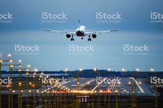 Rząd przedłuży obecne rozporządzenie ws. zakazu międzylądowania do 1 września