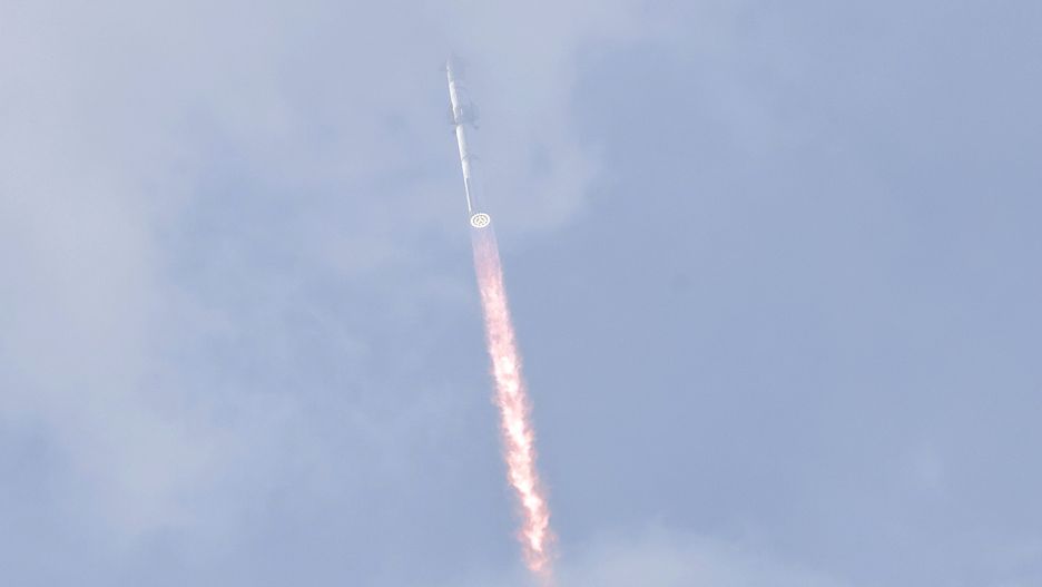 The mega rocket Starship launches in Boca Chica, Texas, USA, 14 March 2024. SpaceX has launched its mammoth Starship rocket from its base in Texas, with the third attempt appearing to be successful. EPA/ADAM DAVIS Dostawca: PAP/EPA.