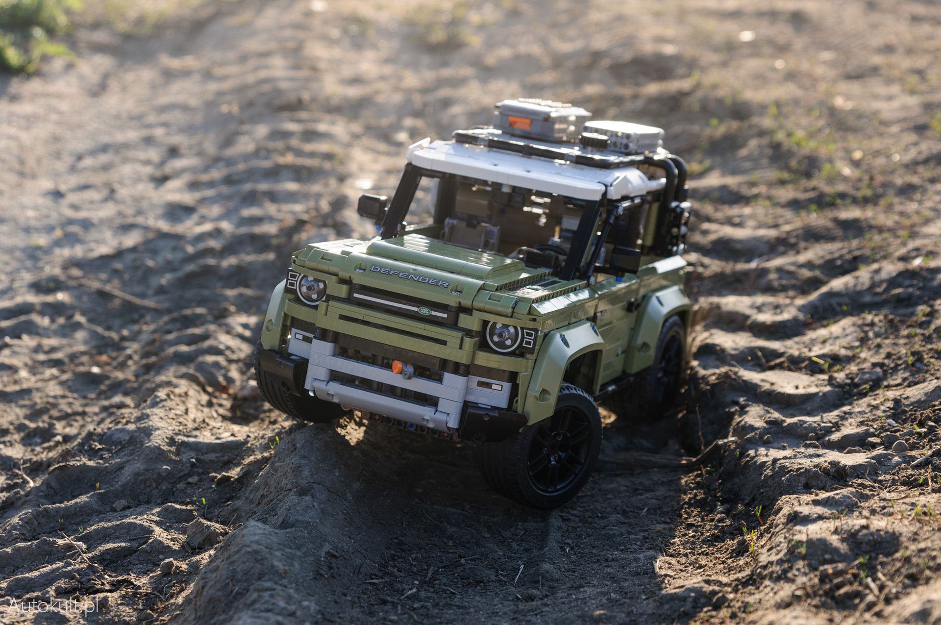 Lego Technic Land Rover Defender 42110