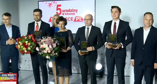 Wiceminister aktywów państwowych wśród laureatów nagród Telewizji wPolsce, galę wsparło 20 państwowych spółek