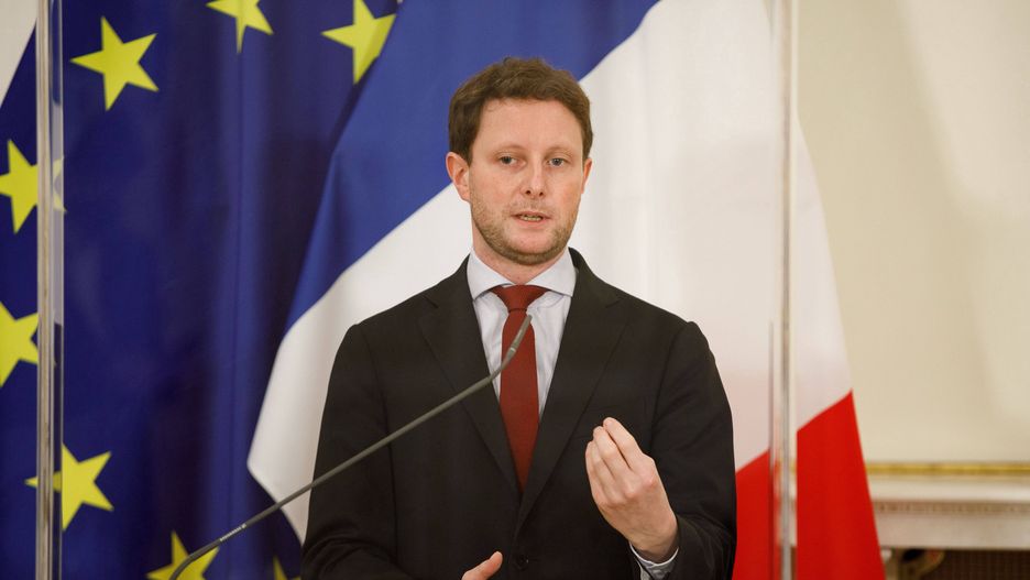 "Strefy wolne od LGBT". Francuski minister zapowiada wizytę