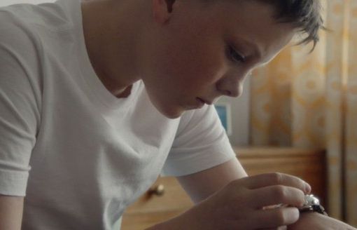 McDonald's ugina się pod naciskiem negatywnych komentarzy i wycofuje reklamę „Dad” (wideo)