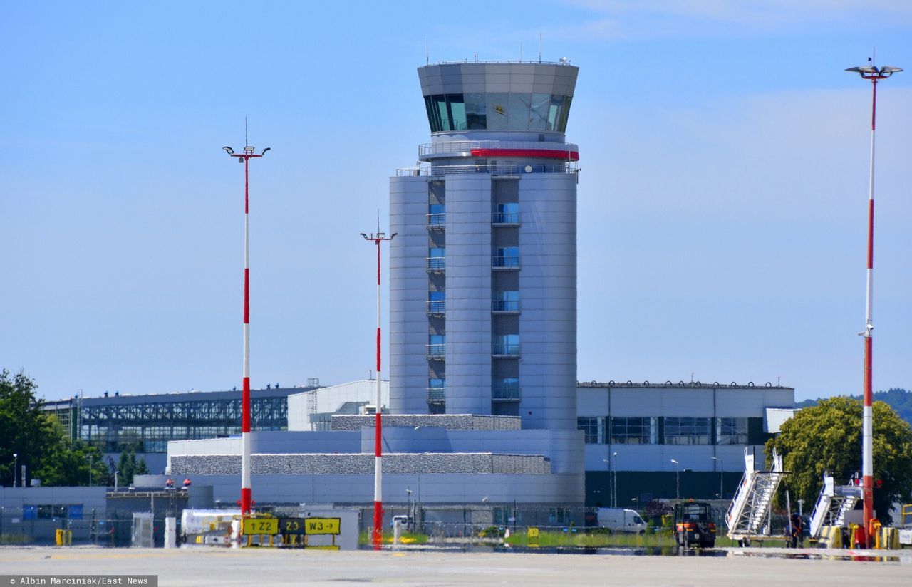 Flight fright: Unruly passenger forces plane's return to Cracow