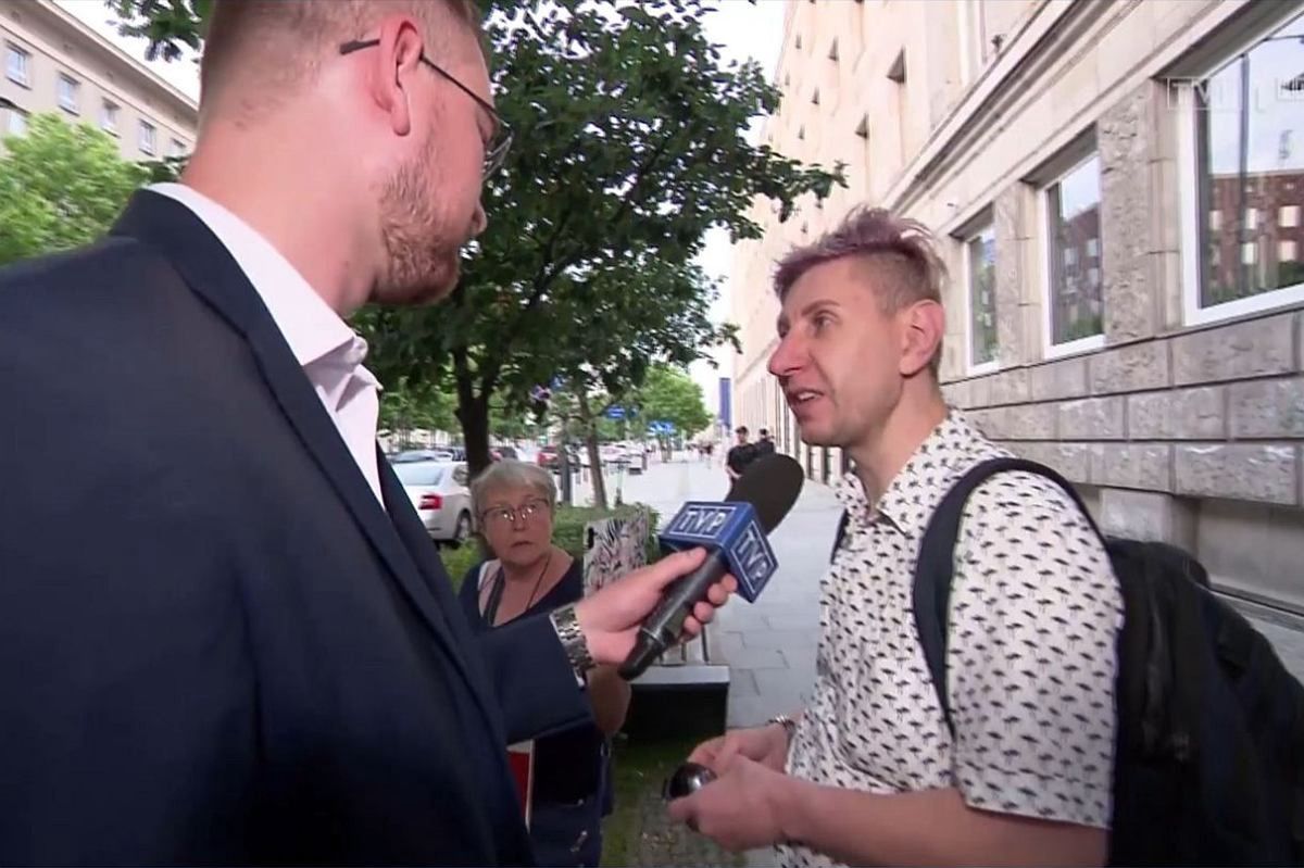 "Przypadkowy przechodzień" w "Wiadomościach". Reporter grozi sądem