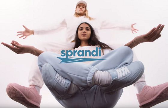 „Hi 90's Hi” - CCC reklamuje nową kolekcję Sprandi (wideo)
