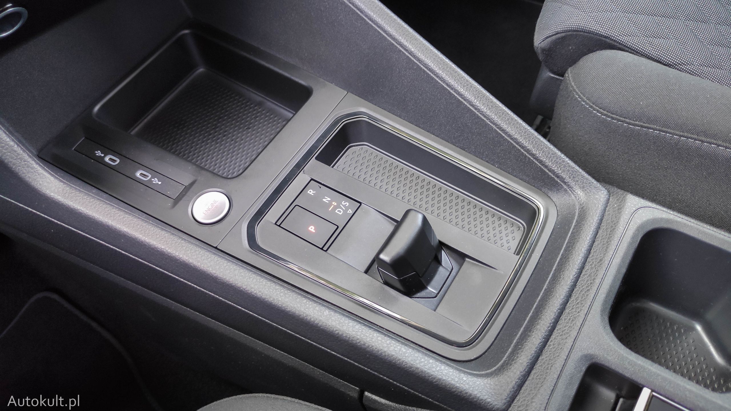 Volkswagen Caddy Dark Label