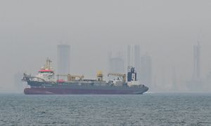 Nieoficjalnie: cieśnina Ormuz zamknięta. Iran grozi podpalaniem tankowców