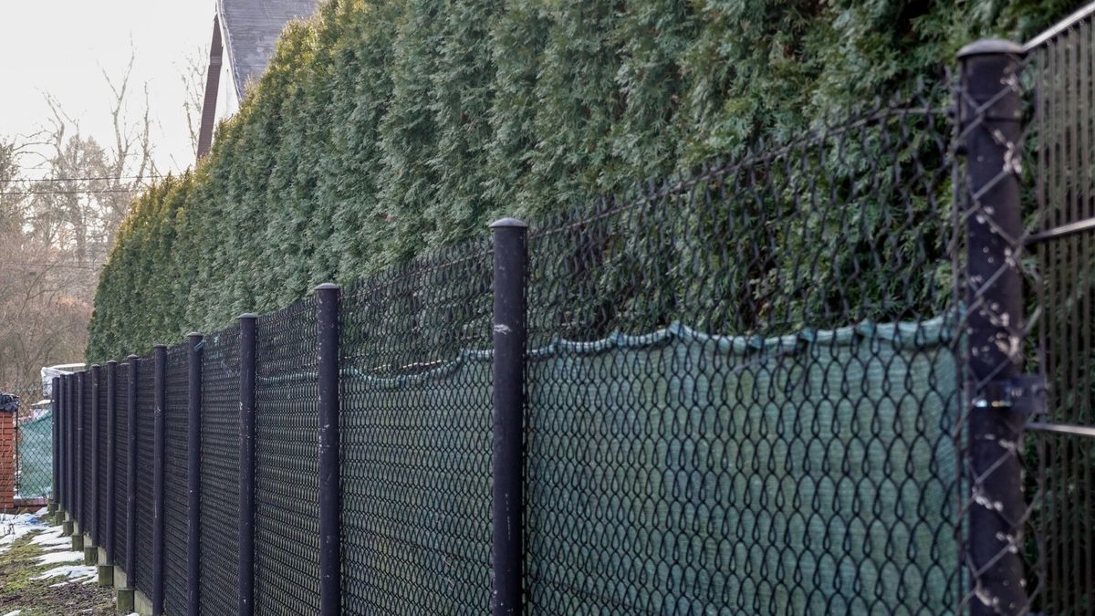 Sąsiad stawia ogrodzenie i chce pieniędzy? (zdj. ilustracyjne)