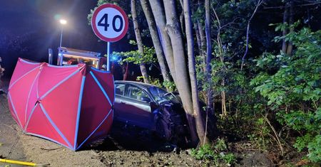 Tragiczny wypadek na drodze. Nie żyje młoda kobieta, a trzy osoby zostały ranne