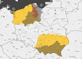Burze i silne opady deszczu do 30mm. W tych częściach kraju wydano ostrzeżenia